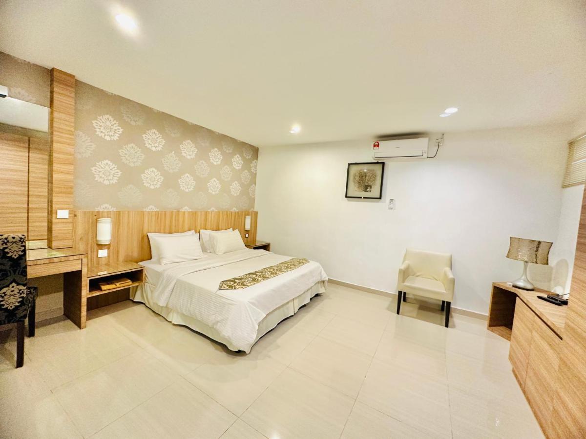 Rompin Beach Resorts Куала-Ромпин Экстерьер фото