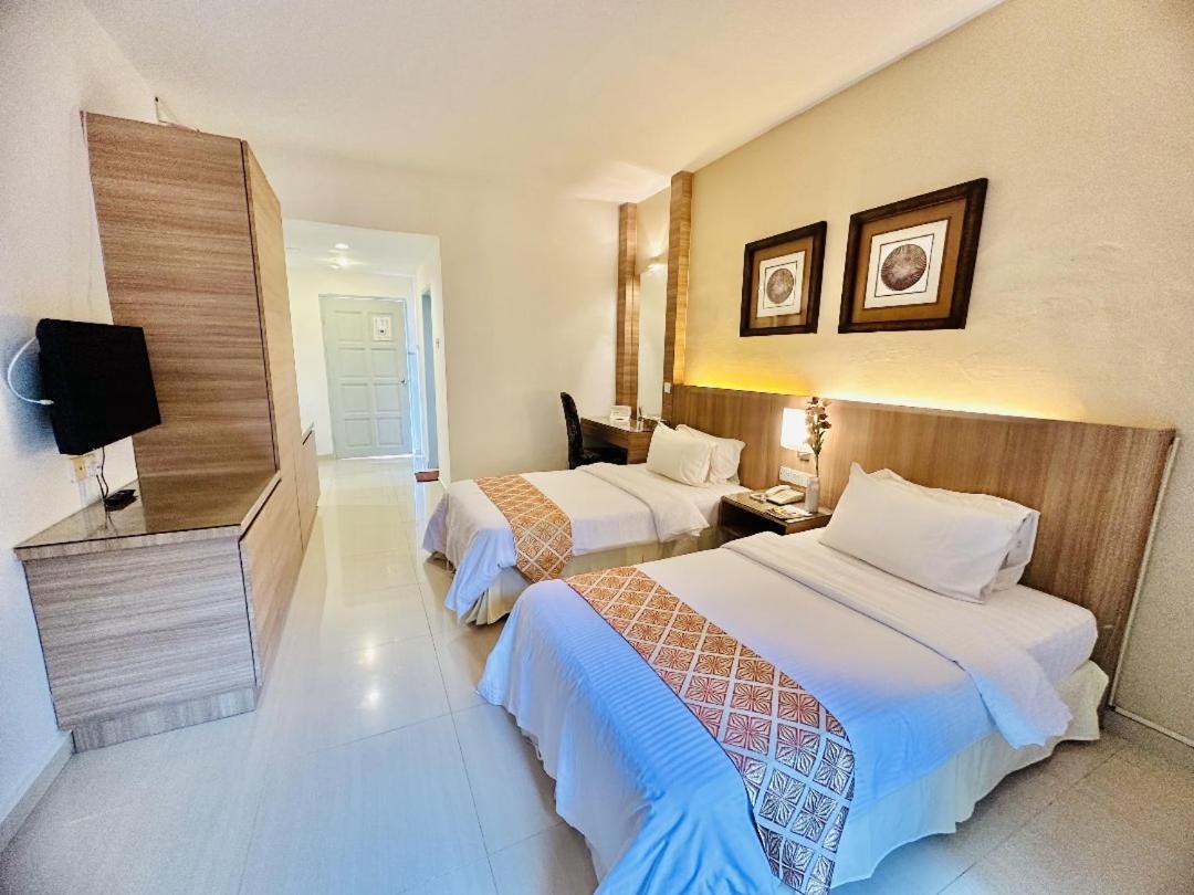 Rompin Beach Resorts Куала-Ромпин Экстерьер фото