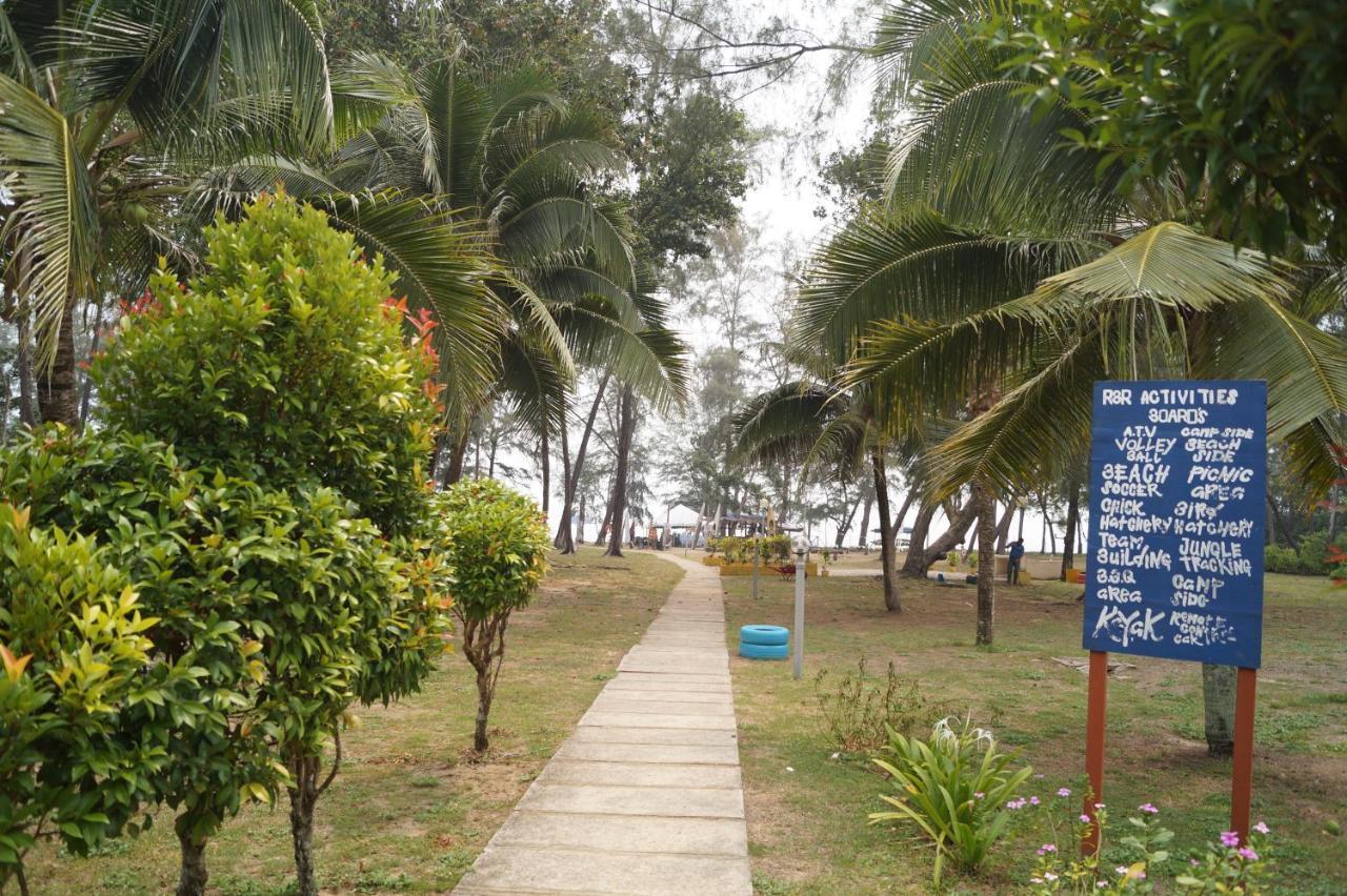 Rompin Beach Resorts Куала-Ромпин Экстерьер фото